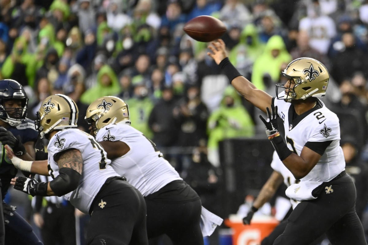 New Orleans Saints quarterback Jameis Winston (2)