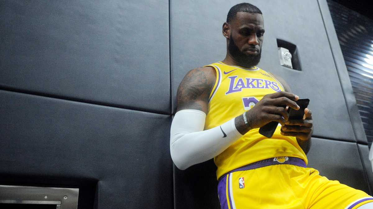 lebron-socialmedia