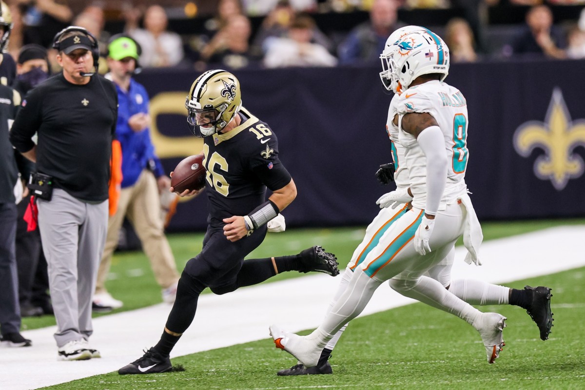 New Orleans Saints quarterback Ian Book (16)