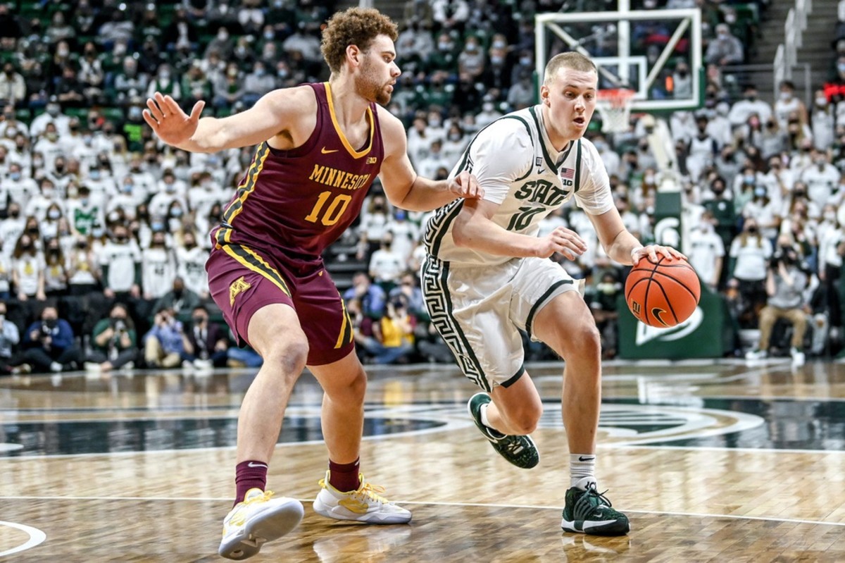 MichiganStateJoeyHauserMinnesotaJamisonBattle