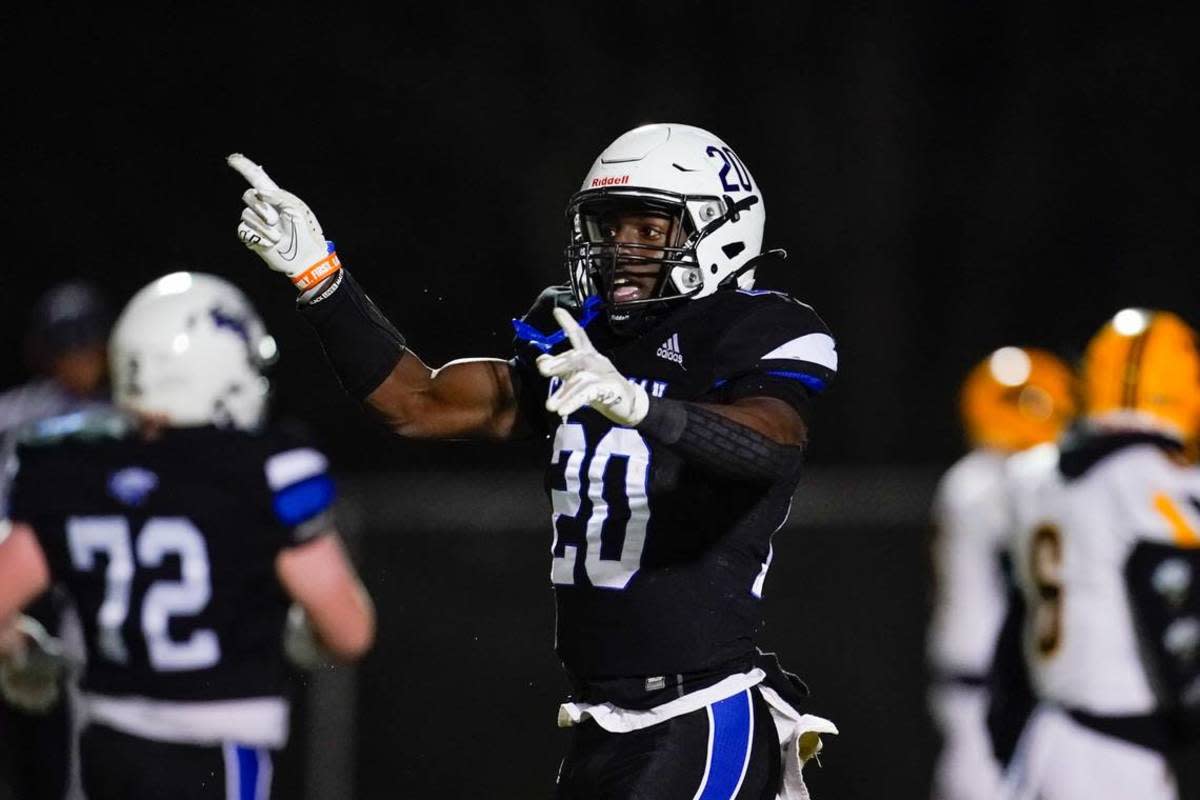 Xavier Brown Virginia Cavaliers football