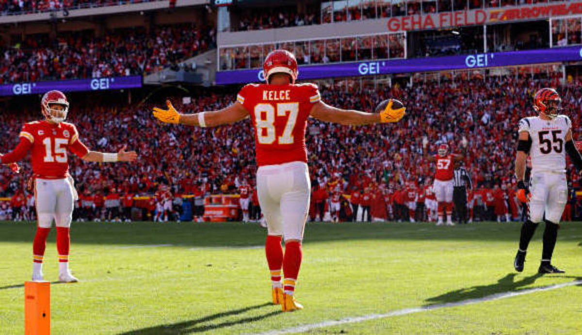 pat kelce cin