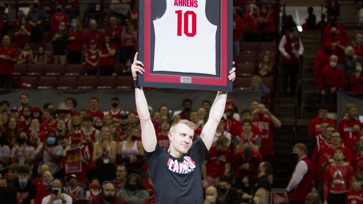 12. Justin Ahrens