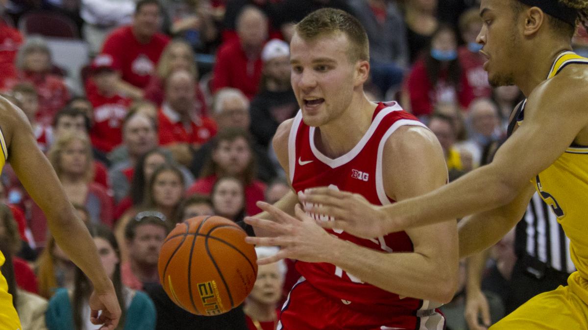 34. Justin Ahrens