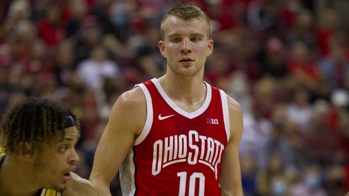 43. Justin Ahrens