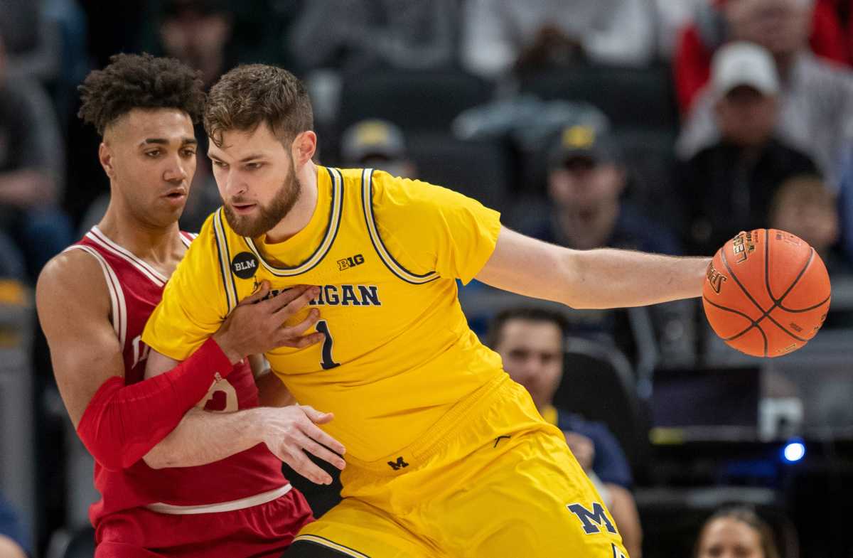 Indiana's Trayce Jackson-Davis (left) and Hunter Dickinson battled all day, but it was Jackson-Davis who dominated in the second half and led the Hoosiers to victory. (USA TODAY Sports)