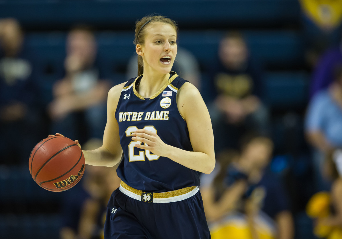 Dec 27, 2016; Chattanooga, TN, USA; Notre Dame Fighting Irish guard Ali Patberg (20) brings the ball up court against the Chattanooga Lady Mocs during the fourth quarter at McKenzie Arena. Notre Dame defeated Chattanooga 79-58. Mandatory Credit: Bryan Lynn-USA TODAY Sports