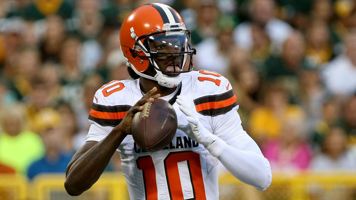 robert-griffin-iii-081816-getty-ftrjpg_hfiojwgd2yqv1r28y8mh4g8h7