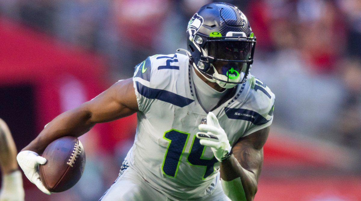 Seattle Seahawks wide receiver DK Metcalf (14)