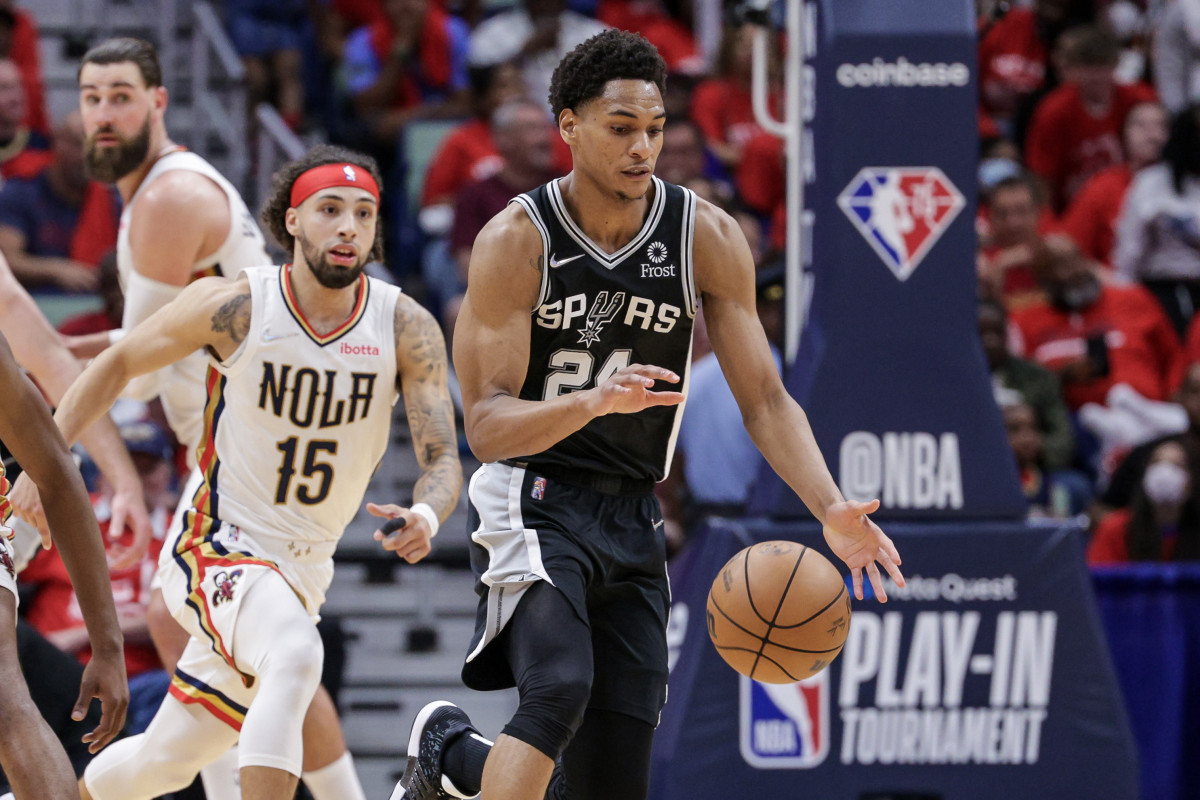 pels devin vassell