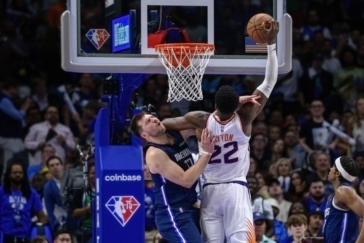Deandre Ayton