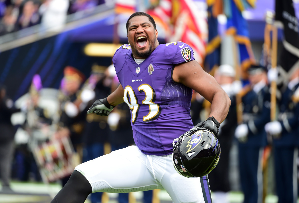 Calais Campbell inked a two-year deal with the Ravens. 