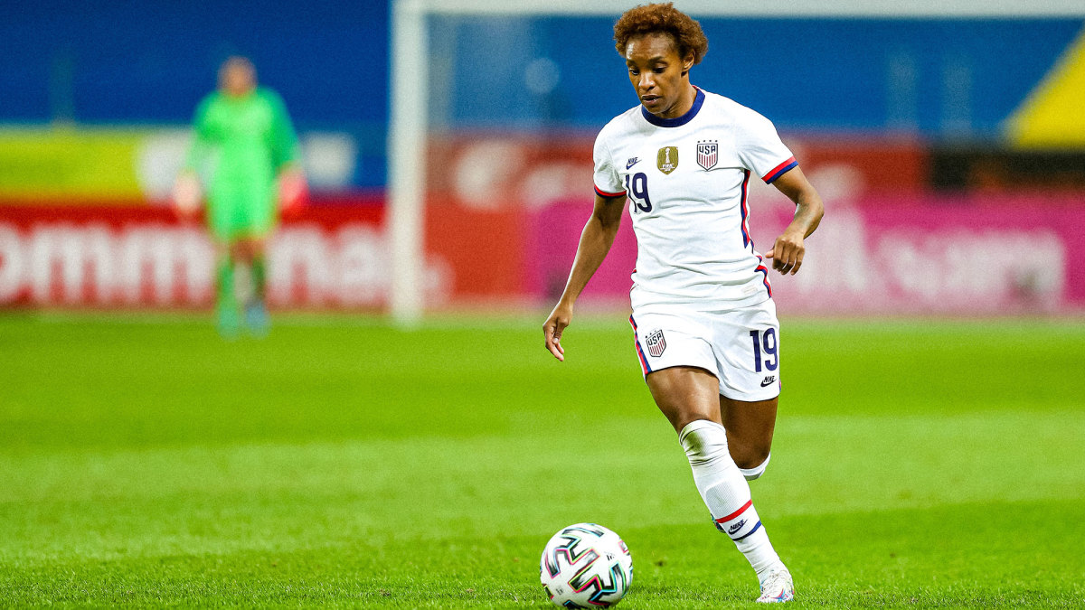 USWNT star Crystal Dunn
