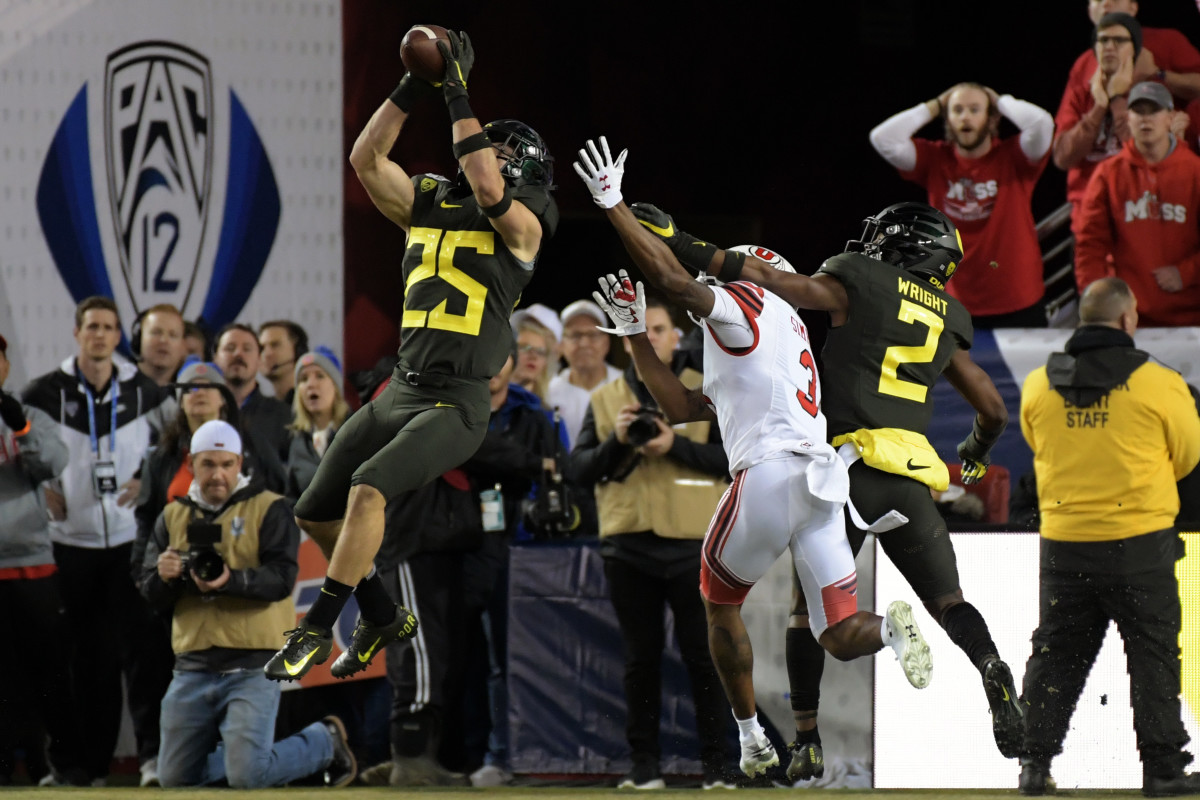 Brady Breeze (25) intercepts a pass from Utah's Tyler Huntley intended for Demari Simpkins (3) in the 2019 Pac-12 Championship Game at Levi Stadium in Santa Clara, California, on December 6, 2019.