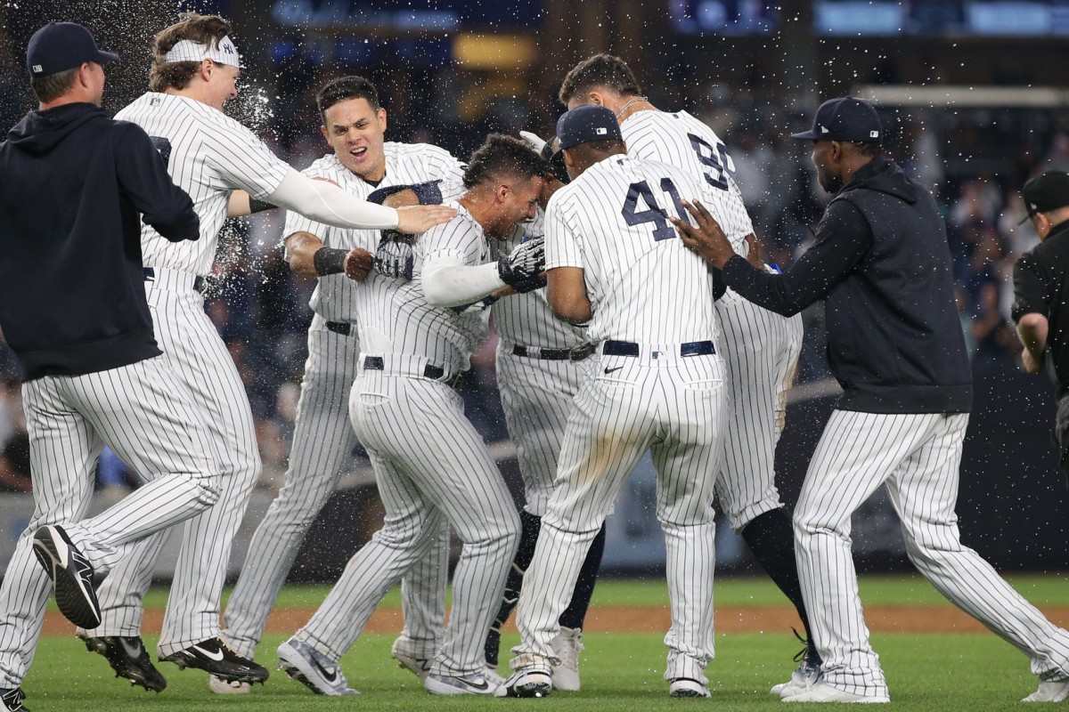 Gleyber Torres walk-off celebration