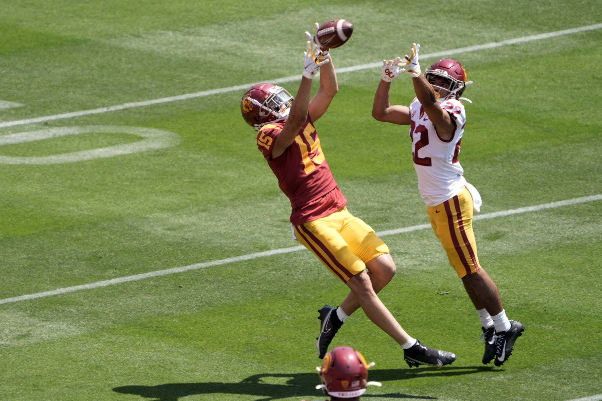 Drake London's rare combination of size and route-running put him into contention for 2022 WR1. 