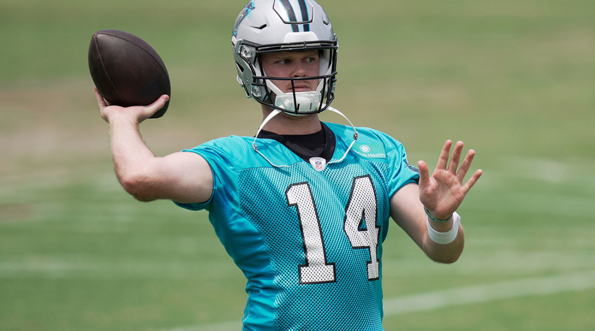 nfl-sam-darnold-panthers-covid-19-vaccine