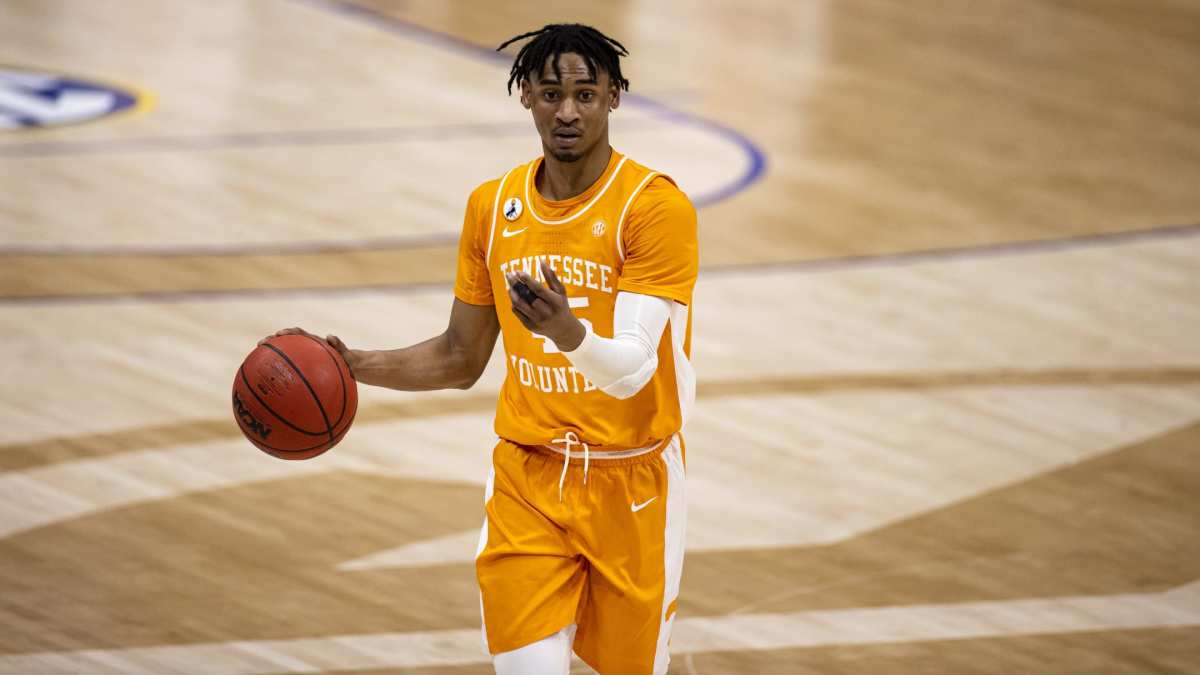 SEC-Mens-Basketball-Tournament---Alabama-v-Tenness-1eeb1ba35d79229a6bafecca13f88f11