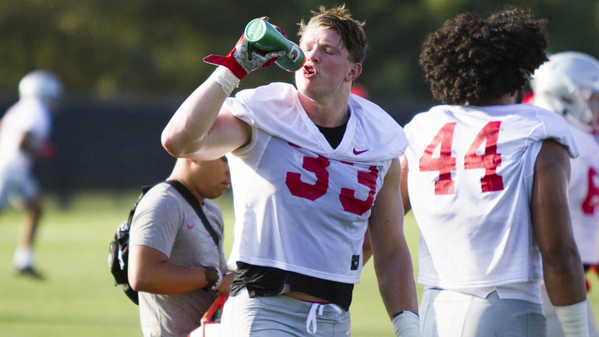Defensive end Jack Sawyer
