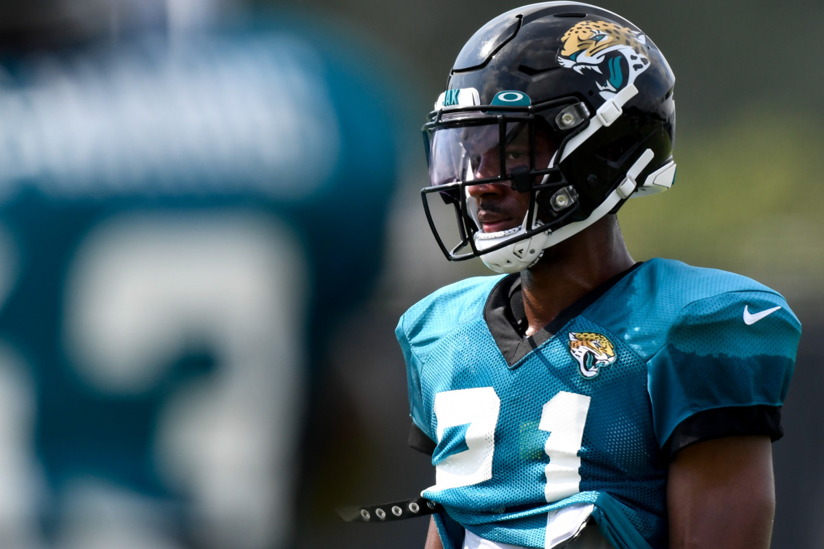 CB CJ Henderson