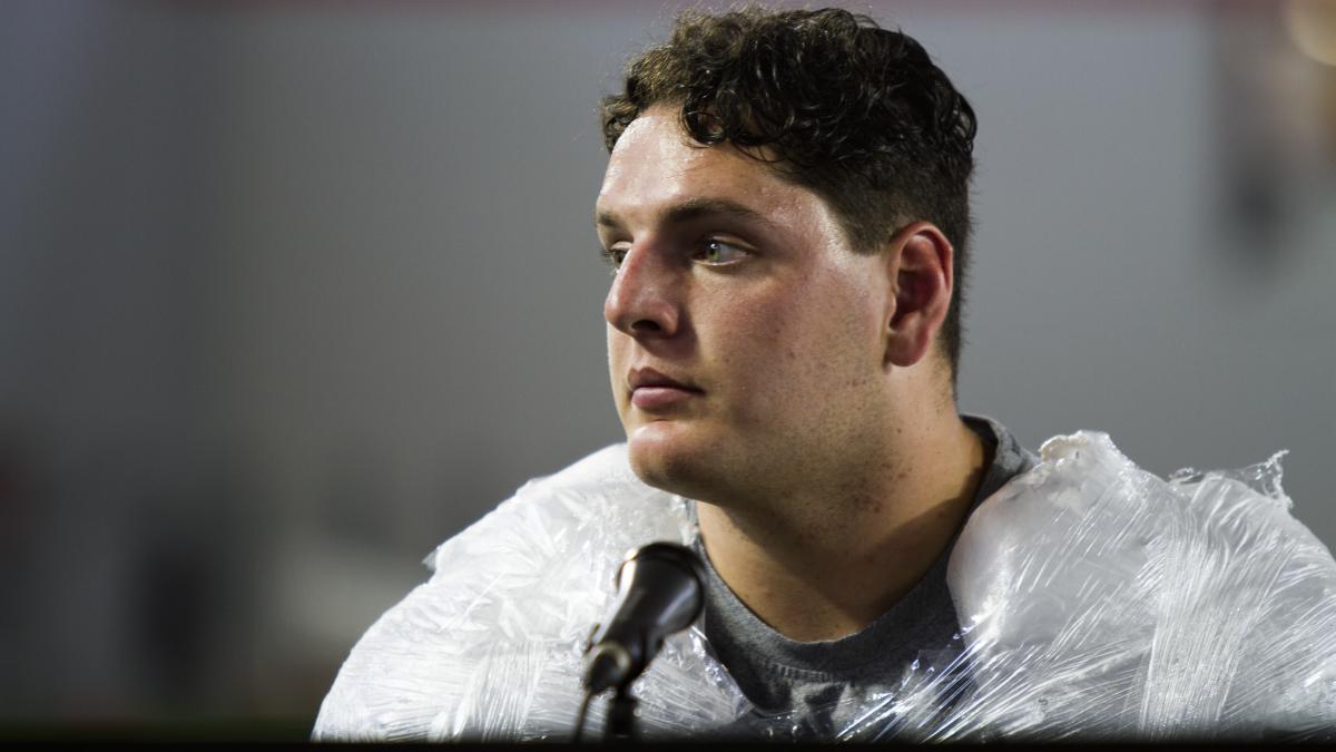 Center Luke Wypler