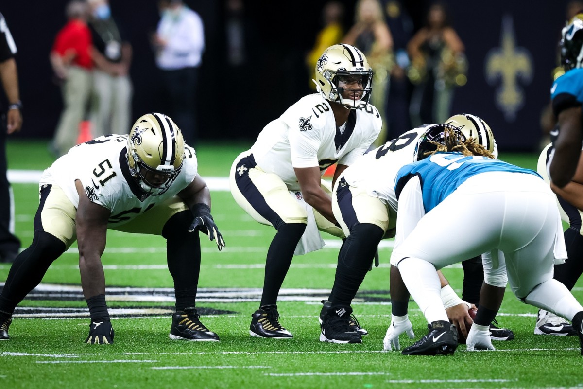 New Orleans Saints quarterback Jameis Winston (2) waits for the snap against Jacksonville. Mandatory Credit: Stephen Lew-USA TODAY Sports