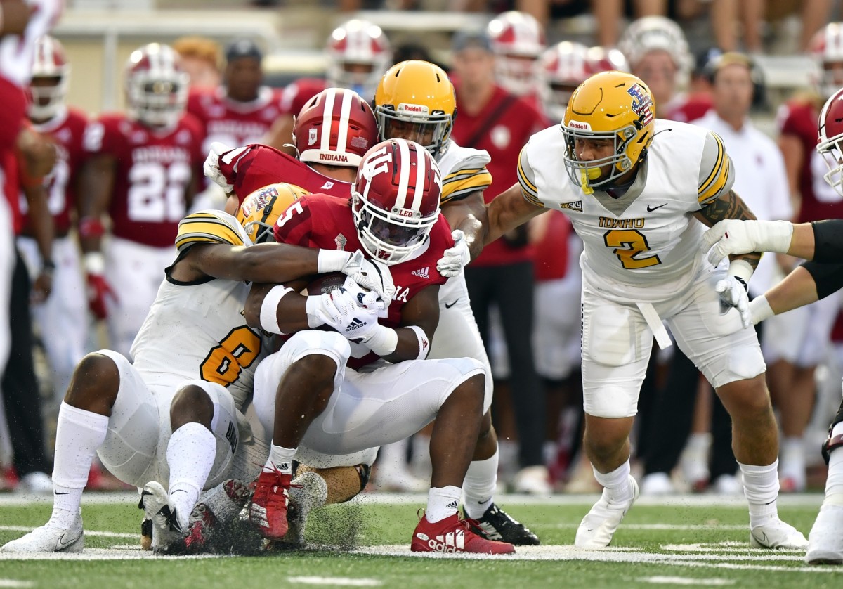 Stephen Carr had 118 yards on 22 carries on Saturday night against Idaho, his first 100-yard game since his freshman year at USC in 2017. (USA Today Sports)