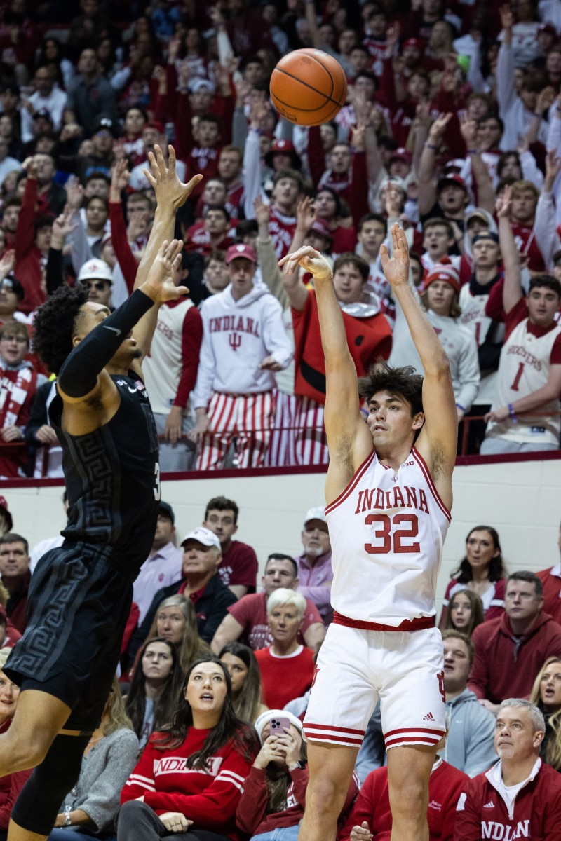 Trey Galloway (32) shoots the ball during the second half during of the Indiana versus Michigan State game in Bloomington on Sunday.