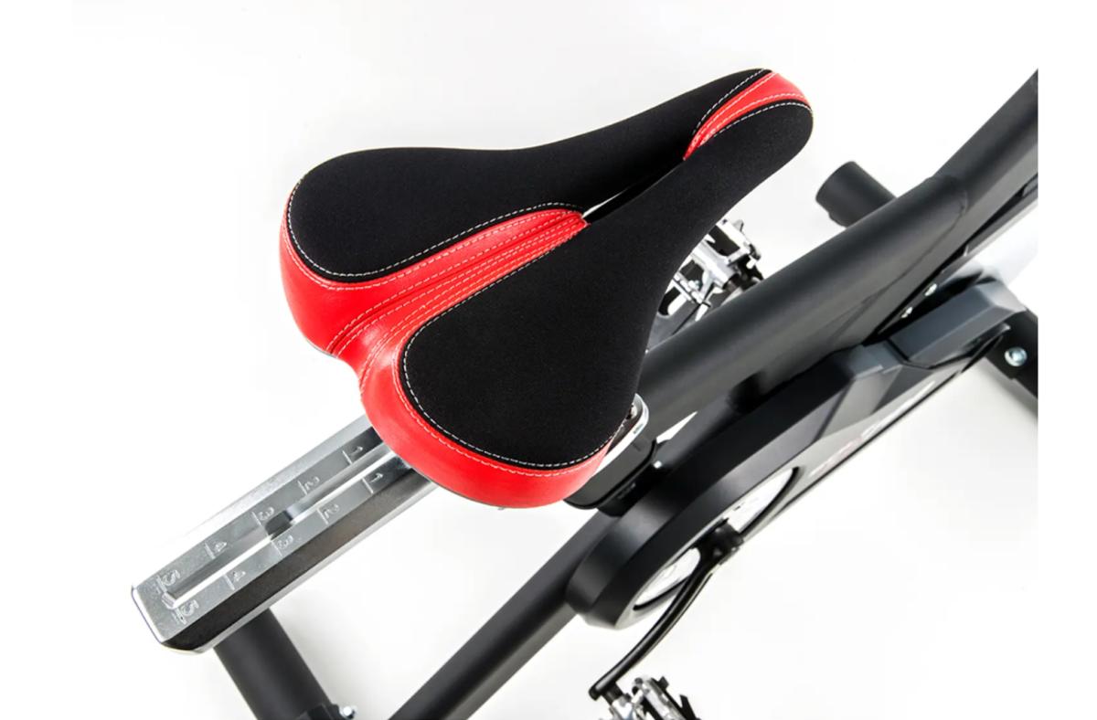 Sole Sb700 seat