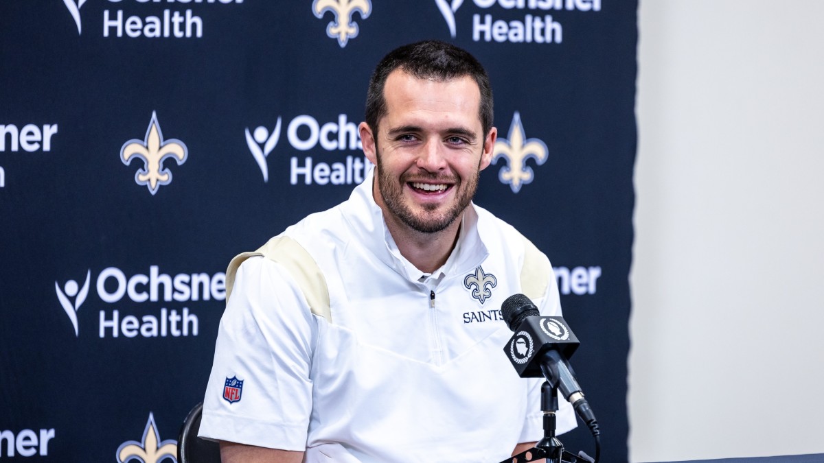 Carr will have a good group of receivers in his new home