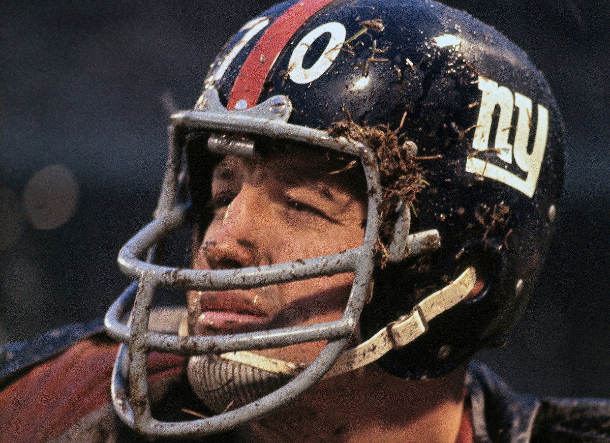 New York Giants great Sam Huff