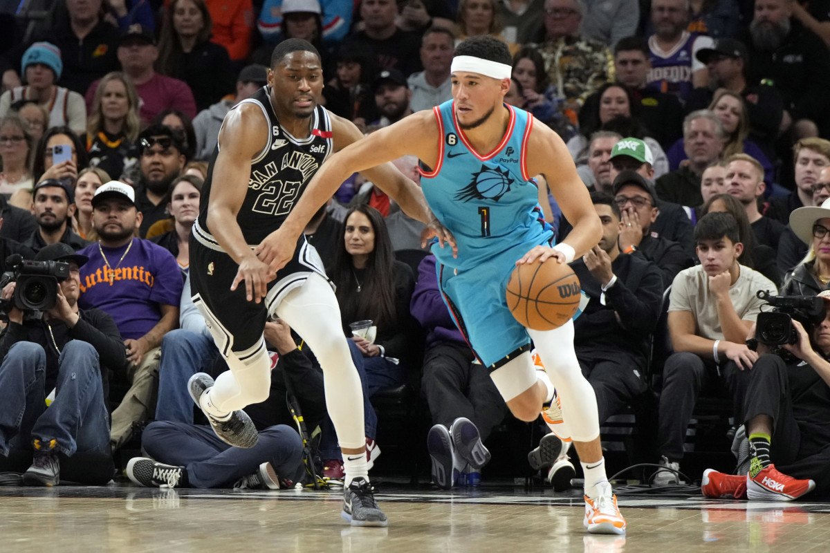 Devin Booker Malaki Branham Suns