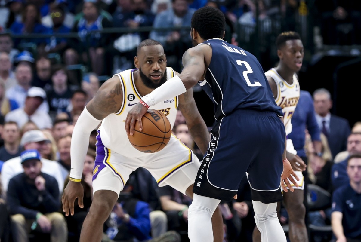 Kyrie Irving, Dallas Mavericks, Los Angeles Lakers