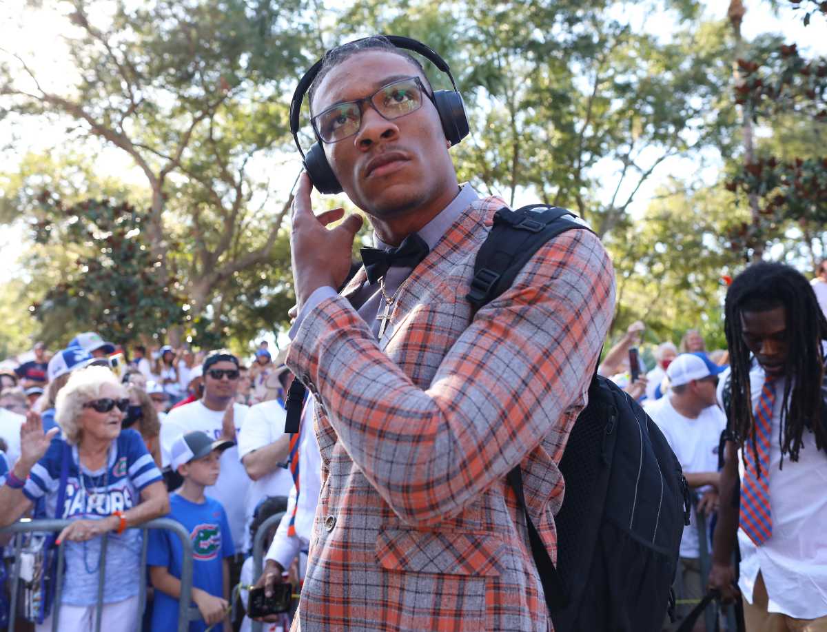 Florida Gators quarterback Anthony Richardson (15) during Gator Walk before the first game of the season outside Ben Hill Griffin Stadium, in Gainesville, Fla. Sept. 4, 2021. UFfauGators23