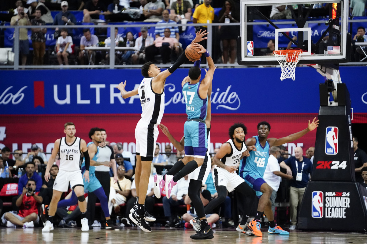 amari bailey victory wembanyama hornets spurs