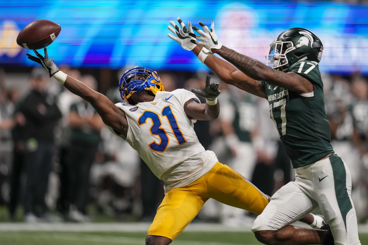 Pittsburgh Defensive Back Erick Hallett II