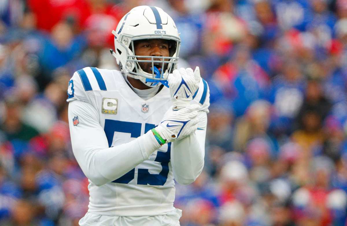 Indianapolis Colts outside linebacker Darius Leonard (53) signals to the referee after a play that resulted in a holding call agains the Bills during the first quarter of the game Sunday, Nov. 21, 2021, at Highmark Stadium in Orchard Park, N.Y. Indianapolis Colts At Buffalo Bills Nfl On Sunday Nov 21 2021 At Highmark Stadium In Orchard Park N Y