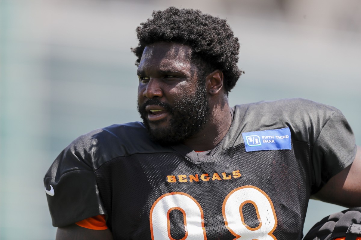 Aug 7, 2022; Cincinnati OH, USA; Cincinnati Bengals defensive tackle D.J. Reader (98) walks on the field during training camp at Kettering Health Practice Fields. Mandatory Credit: Katie Stratman-USA TODAY Sports