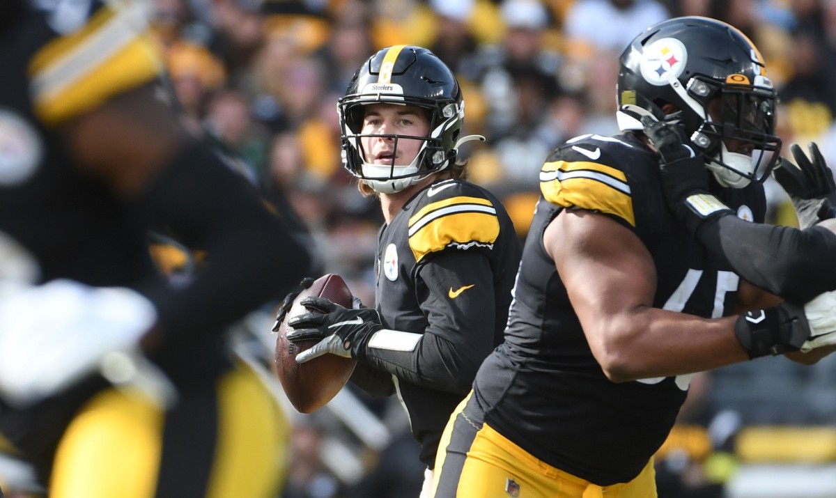Steelers quarterback Kenny Pickett