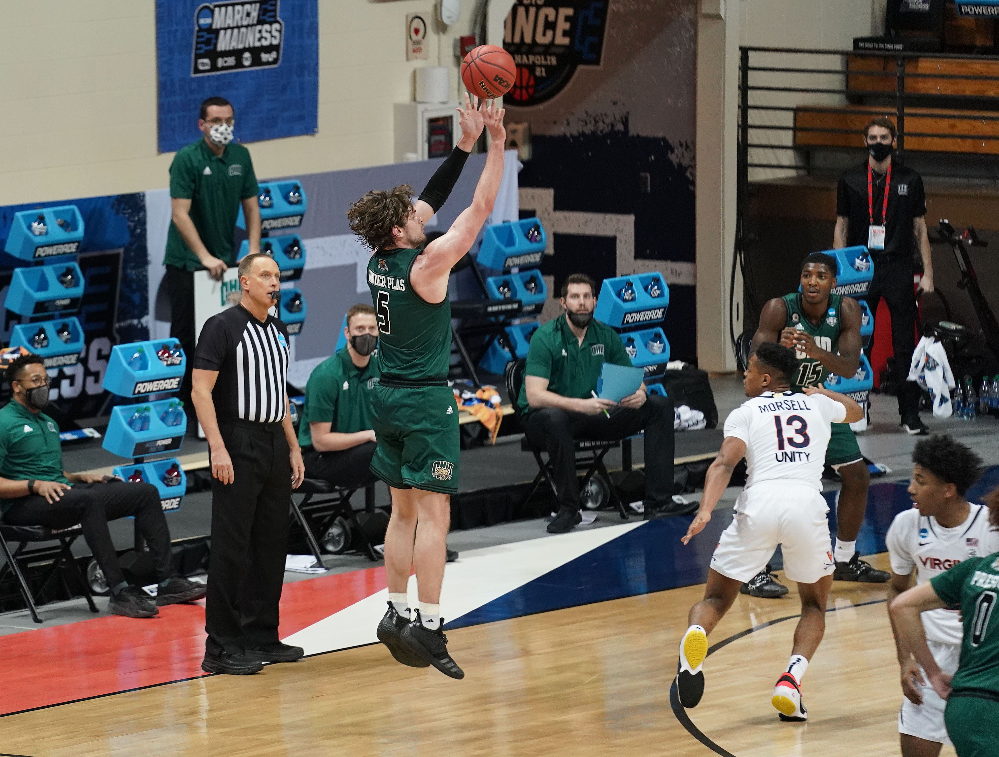 #5 Ben Vander Plas takes a three point shot against Virginia in the 2021 NCAA Tournament