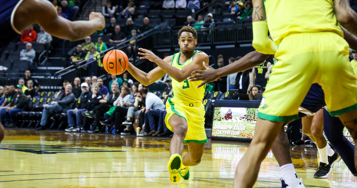 Keeshawn Barthelemy scored 12 points, shooting 5/6 from the field against ASU.