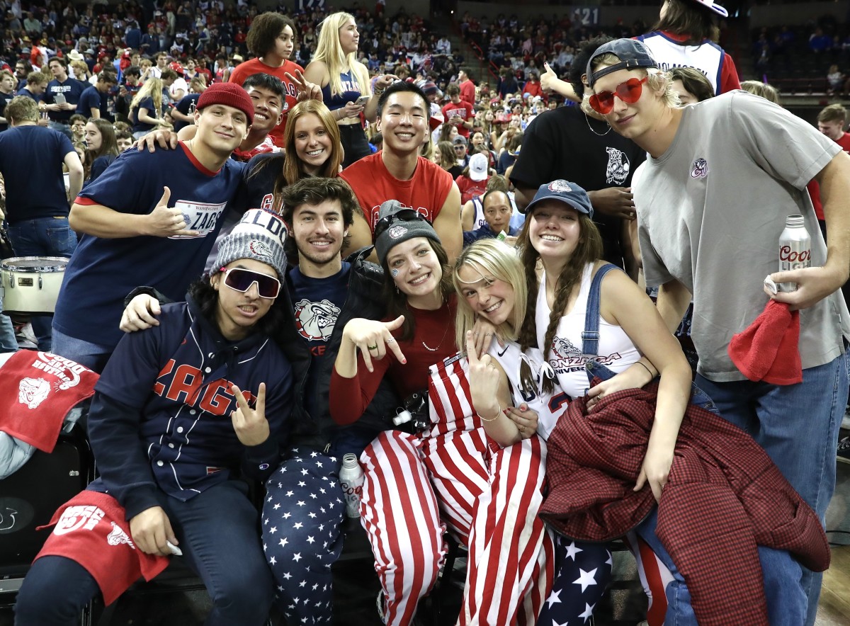 gonzaga bulldogs kentucky wildcats spokane arena erik smith3