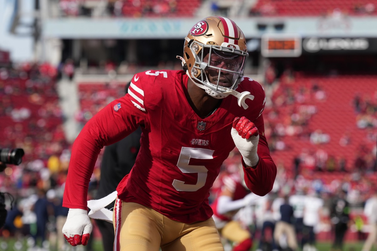 Dec 10, 2023; Santa Clara, California, USA; San Francisco 49ers linebacker Randy Gregory (5) warms up before the game against the Seattle Seahawks at Levi's Stadium.