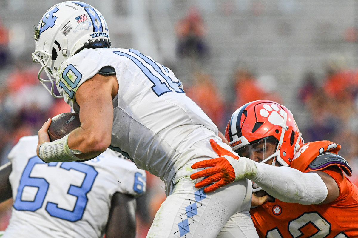 QB Drake Maye