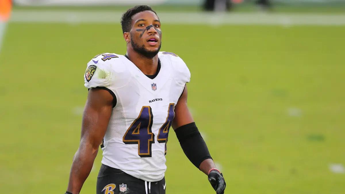 a60b6d7f-56ed-49ff-98ef-4bd2e2cee54e-AP_Ravens_Eagles_Football