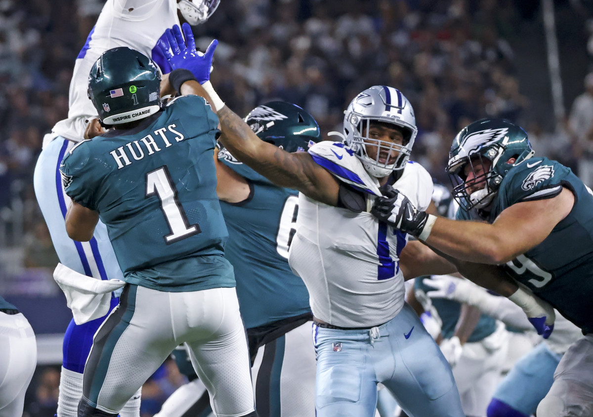 Jalen Hurts and the Philadelphia Eagles could be locked in a tight NFC East race with Micah Parsons and the Dallas Cowboys. (Kevin Jairaj/USA Today)