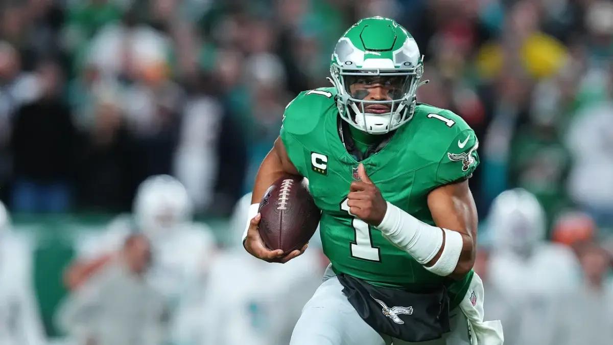 The Philadelphia Eagles wore their kelly green throwback jerseys for the first time this season against the Miami Dolphins on Sunday Night Football. 