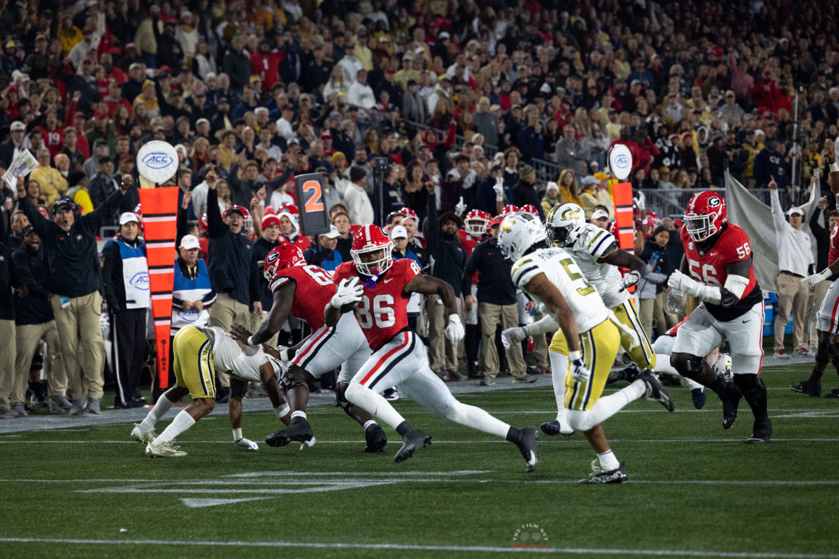 WR, Dillon Bell 