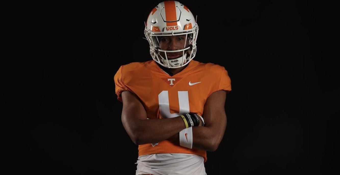 2025 3-star WR Joakim Dodson during an unofficial visit with the Tennessee Volunteers. (Photo courtesy of Joakim Dodson)